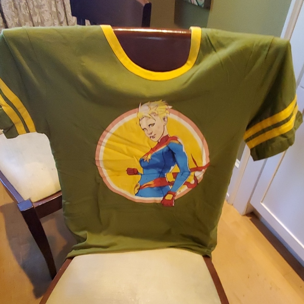 Captain marvel tee shirt